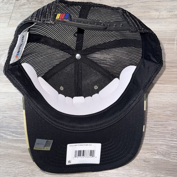 Officially licensed NASCAR camo mesh trucker snapback - Picture 4 of 6